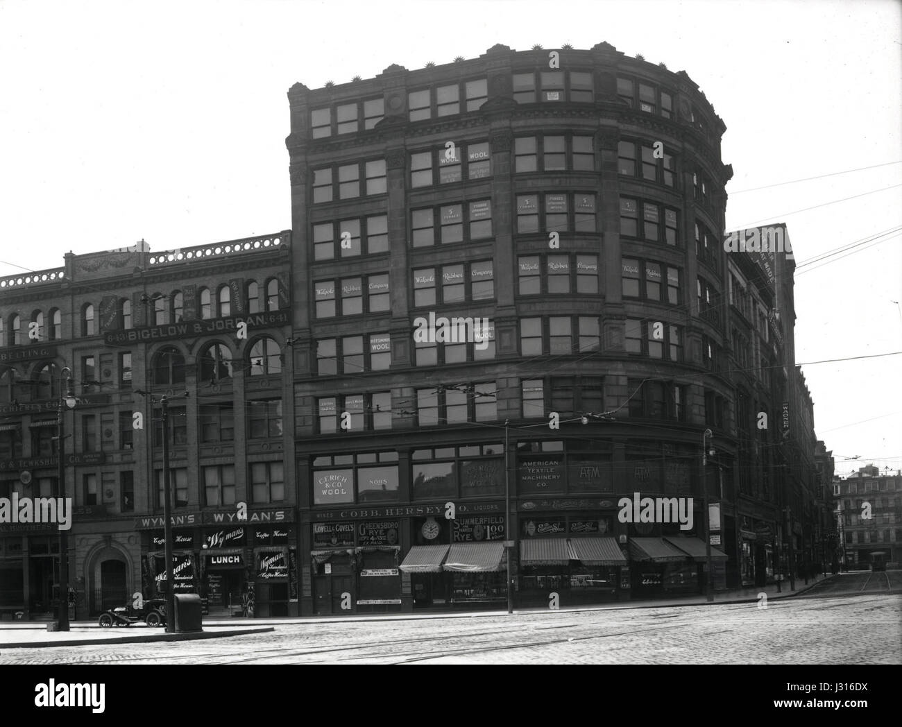 L'edificio marrone, Estate Street & Dewey Square (12225383284) Foto Stock