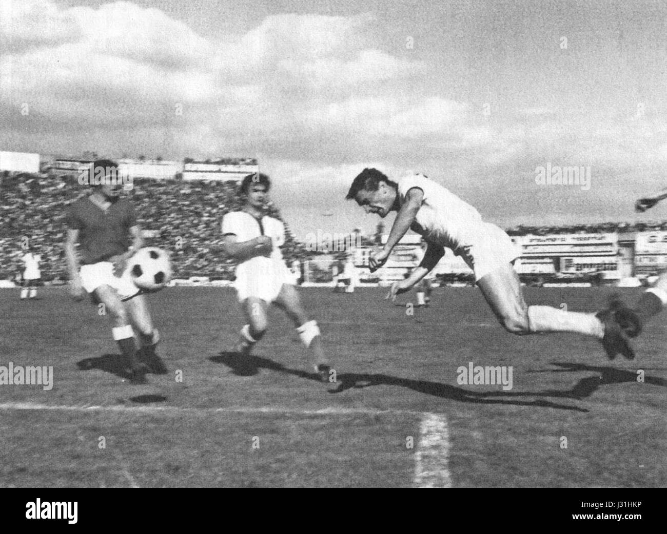 Serie A 1969-70 - Cagliari v Bari - Gigi Riva Foto Stock