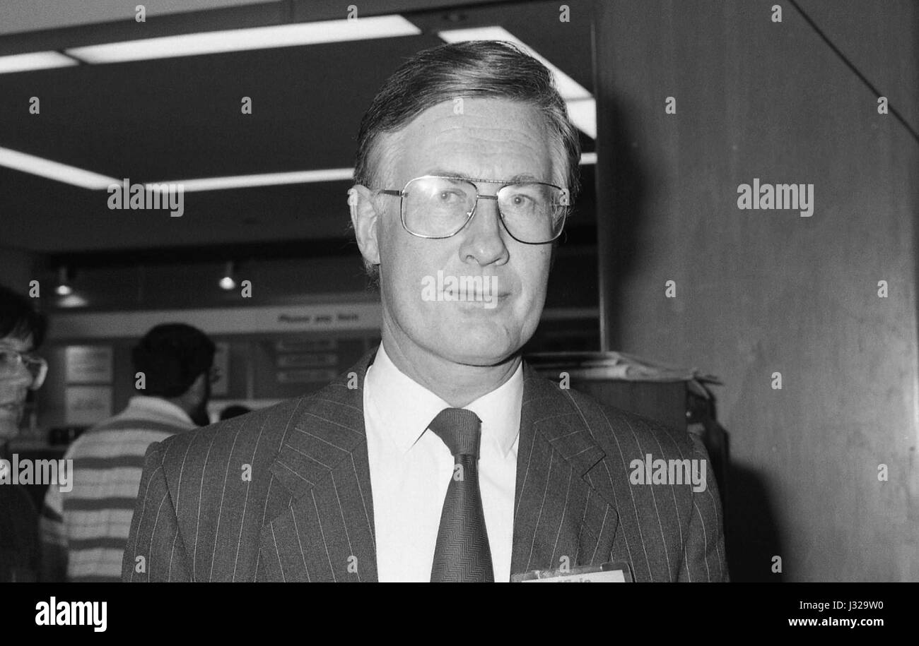 Michael Meacher, partito laburista membro del Parlamento per Oldham West, assiste la conferenza delle parti a Brighton, Inghilterra il 1 ottobre 1991. Foto Stock