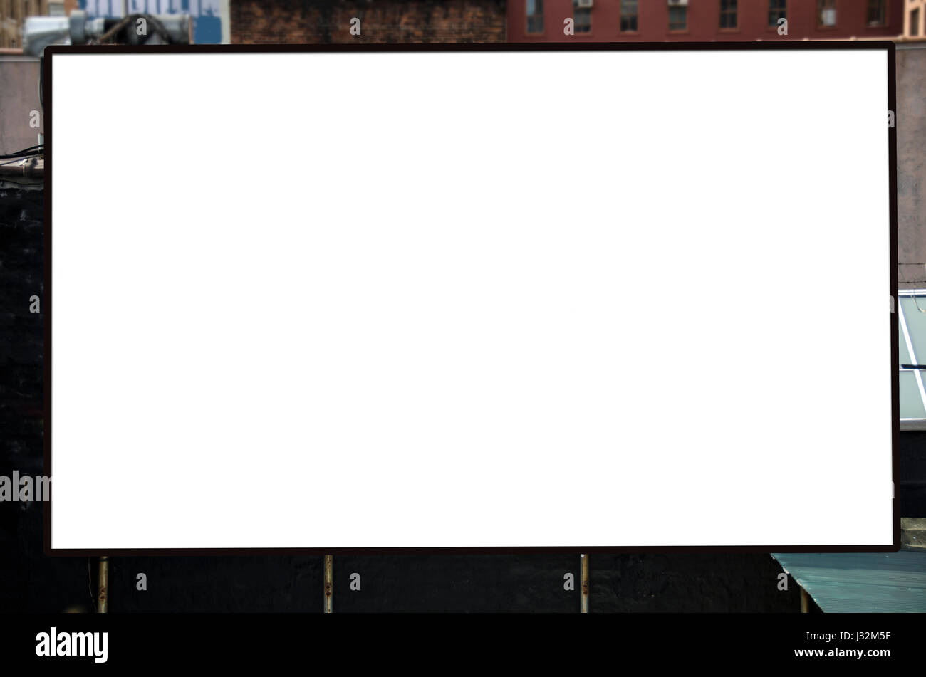 Un grande vuoto billboard urbano con spazio di copia Foto Stock