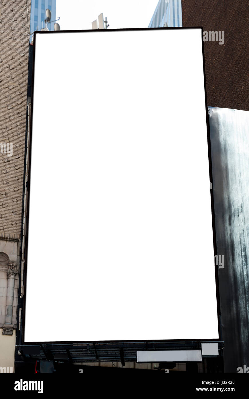 Un grande vuoto billboard urbano con spazio di copia Foto Stock