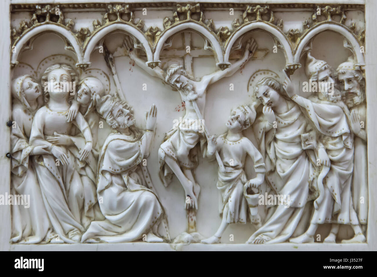 La crocifissione. Dettaglio della pala di avorio delle scene della