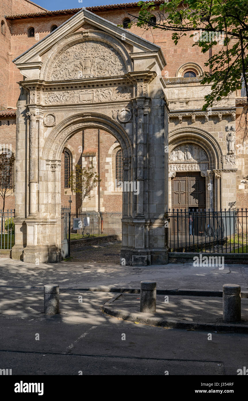 Basilique de San Saturnino, Saint Sernin, chiesa romanica nella città francese di Tolosa, Francia, Europa. Foto Stock