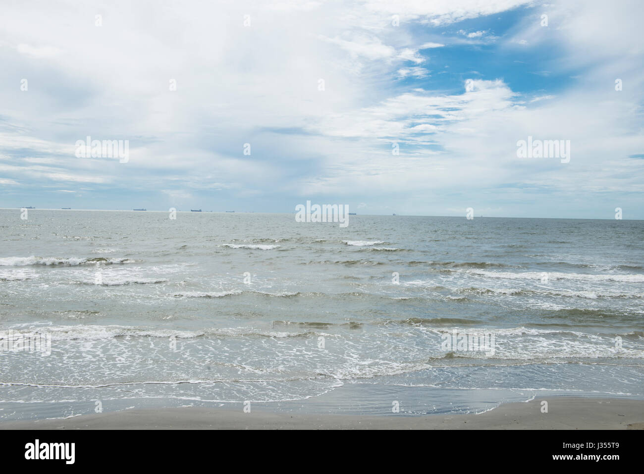 Il grigio acciaio acqua del Golfo del Messico. Foto Stock