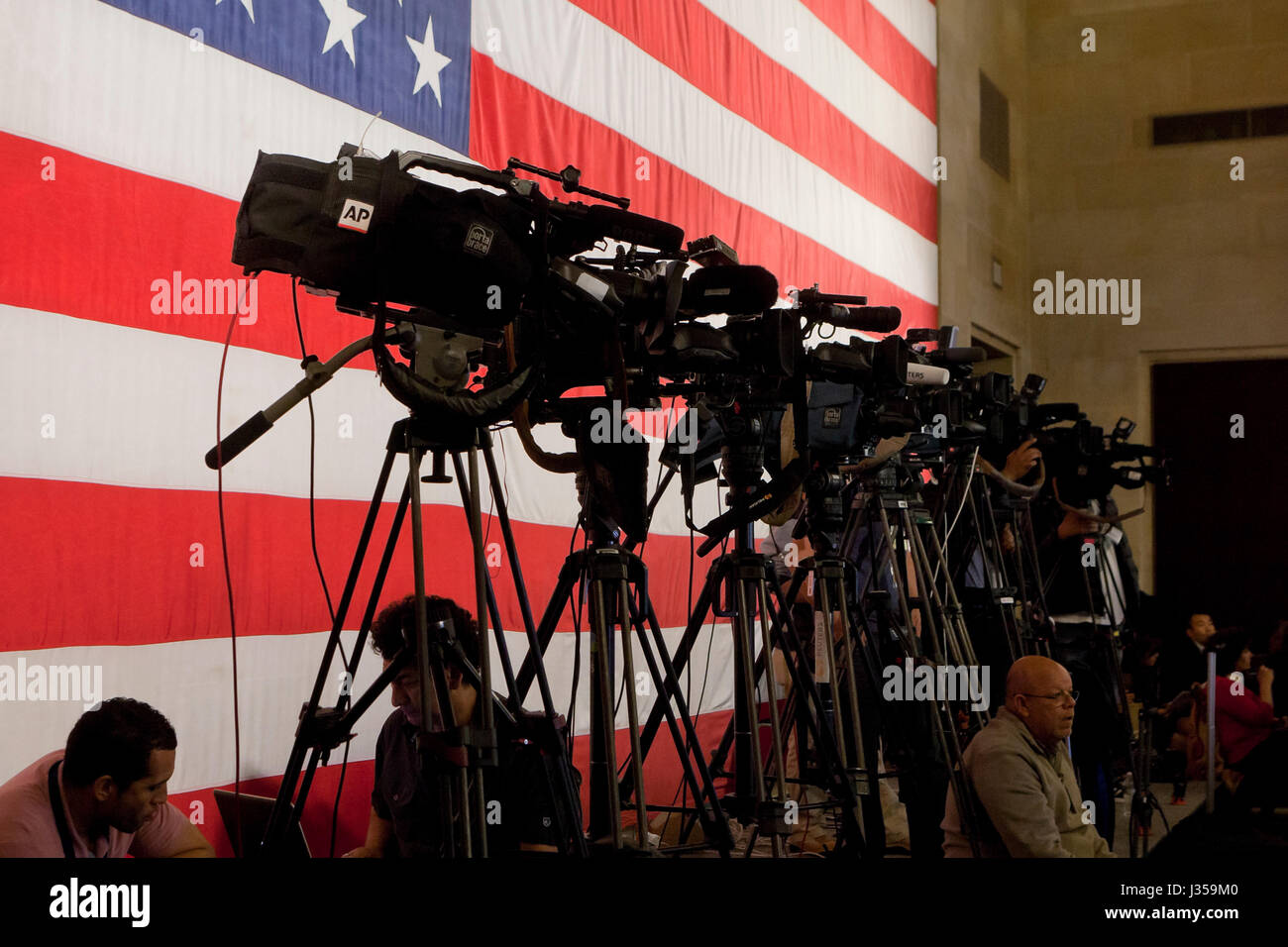 Notizie macchine fotografiche impostare durante l evento stampa - USA Foto Stock
