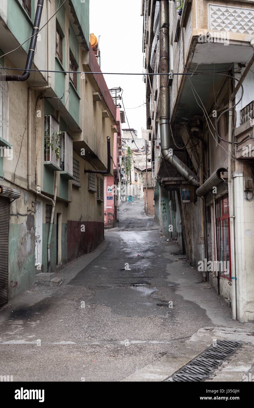 Gaziantep, Turchia. Il 3 maggio, 2017. Questo è un pezzo dimenticato di Gaziantep, abitata in prevalenza da profughi che non si lamentano per le cattive condizioni e la mancanza di strutture. Il quartiere è niente come le aree turistiche di questa città e anche località conosciuta dall'agenzia di viaggi directory, ma è molto gentile. Credito: Slawomir Kowalewski/Alamy Live News Foto Stock