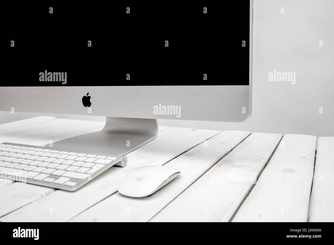 Dettaglio del computer iMac. È Macintosh desktop progettato e costruito da Apple Inc Foto Stock