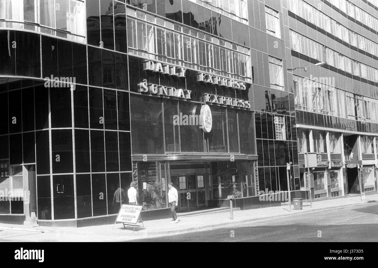 La vecchia sede del quotidiano e Sunday Express quotidiani in Fleet Street, Londra, Inghilterra il 5 agosto 1989. Foto Stock