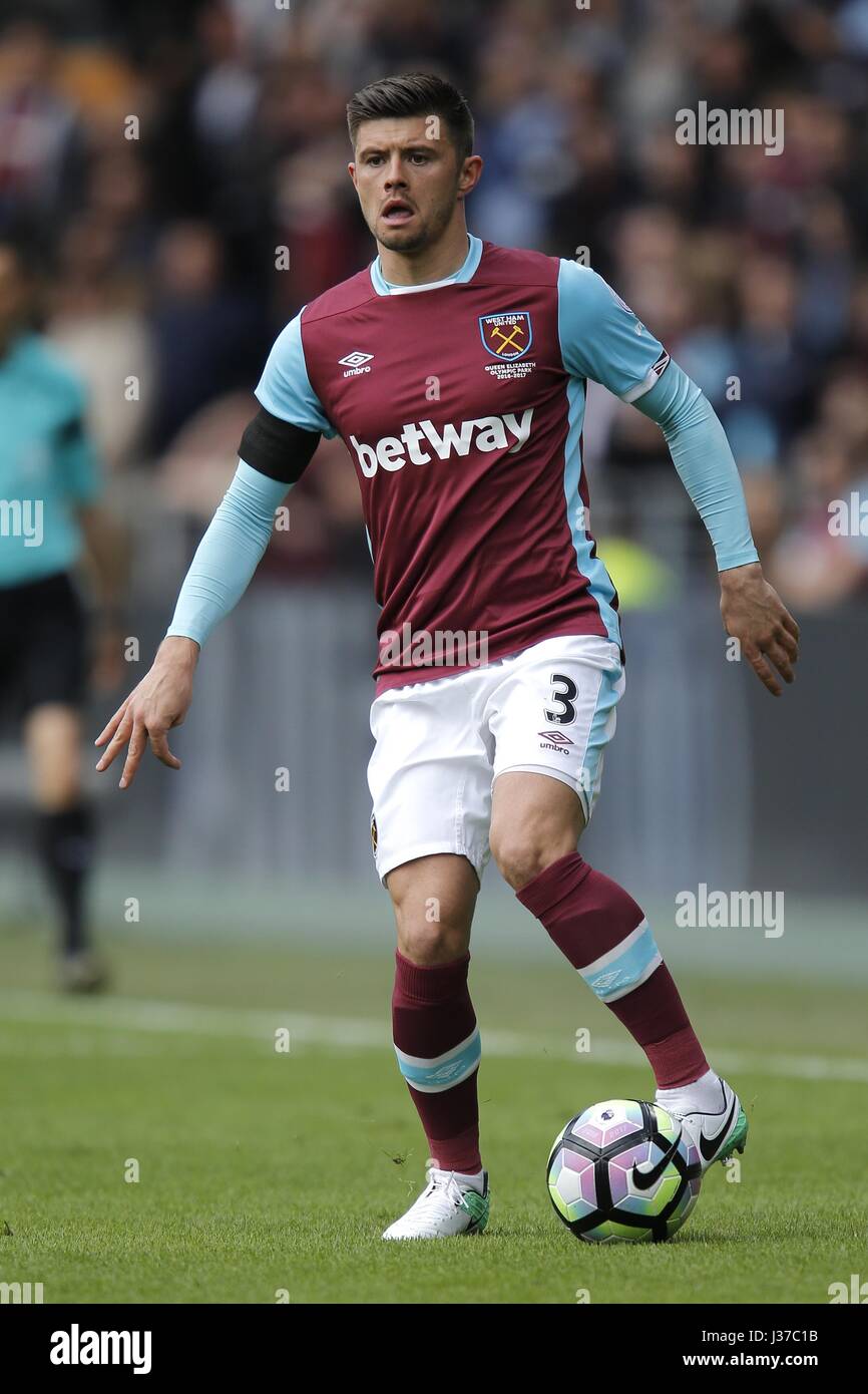 AARON CRESSWELL West Ham United FC West Ham United FC KC Stadium Hull Inghilterra 01 aprile 2017 Foto Stock