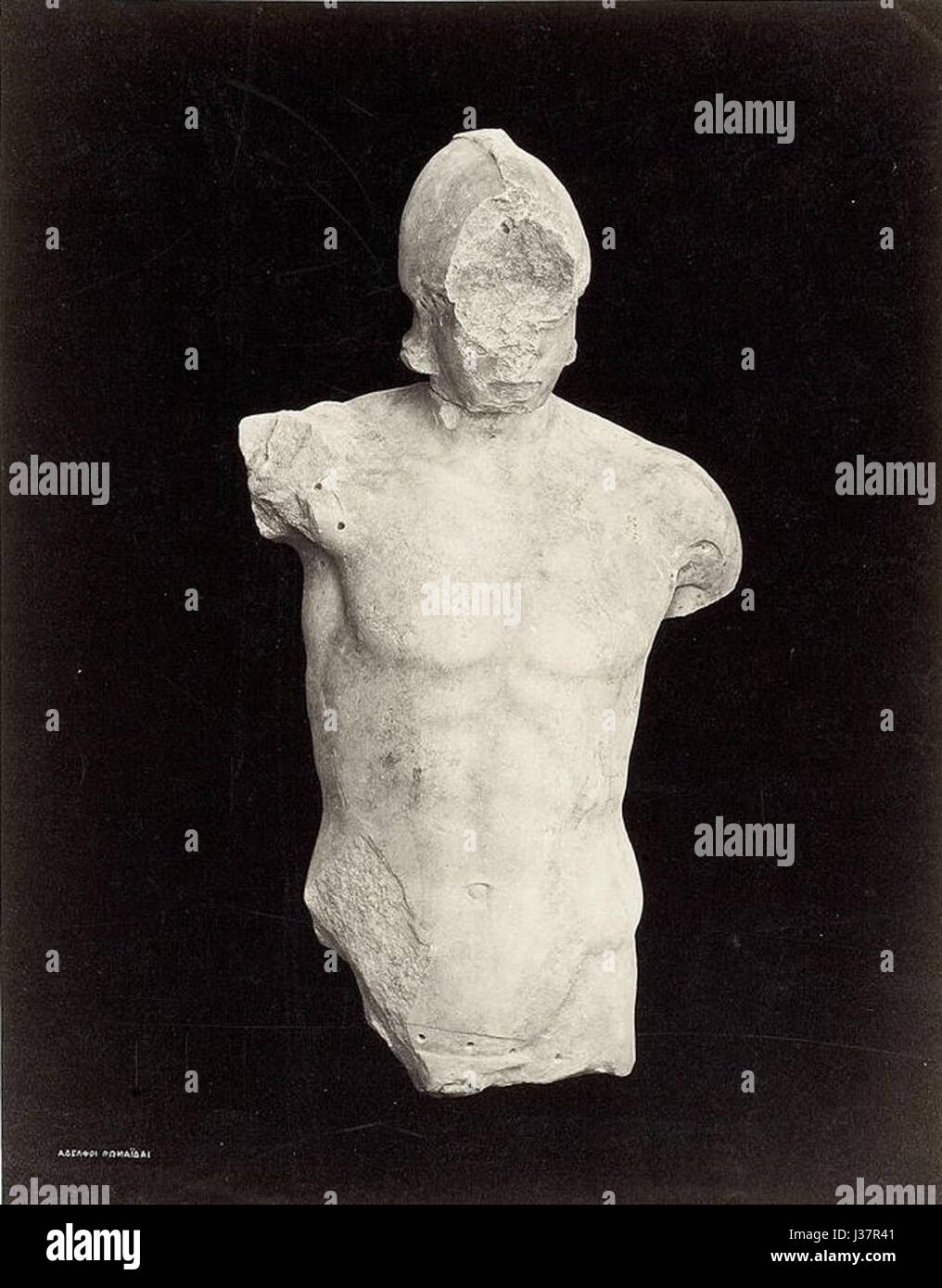 Curzio Olympia 2 t 02 si riferisce a una particolare opera d'arte o pubblicazione relativa alla storia e alla cultura greca antica, probabilmente incentrata sui Giochi Olimpici o sulla città di Olimpia, rinomata per la sua associazione con gli antichi Giochi Olimpici. Il lavoro avrebbe descritto in dettaglio gli aspetti storici chiave, tra cui lo sport, la cultura e la società dell'antica Grecia. Foto Stock