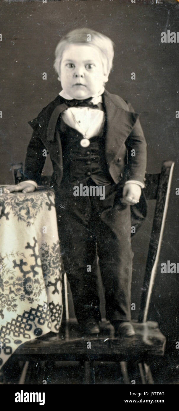 Un daguerreotipo di Charles Sherwood Stratton, noto come "General Tom Thumb", un famoso artista del circo di P.T. Barnum. Questa immagine, intorno al 1848, cattura la sua apparizione durante la sua ascesa alla fama. Foto Stock