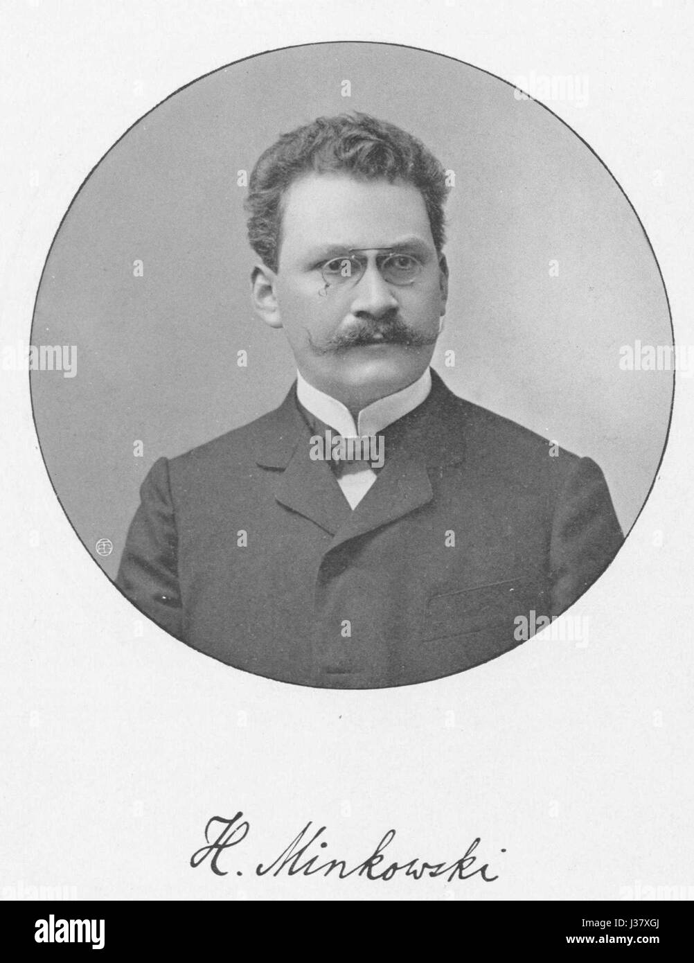 Il concetto di "Raumzeit" o spazio-tempo fu sviluppato da Hermann Minkowski all'inizio del XX secolo. Questo modello matematico descrive il continuum quadridimensionale dello spazio e del tempo come un'entità unificata, cruciale per comprendere la relatività e la fisica moderna. Foto Stock