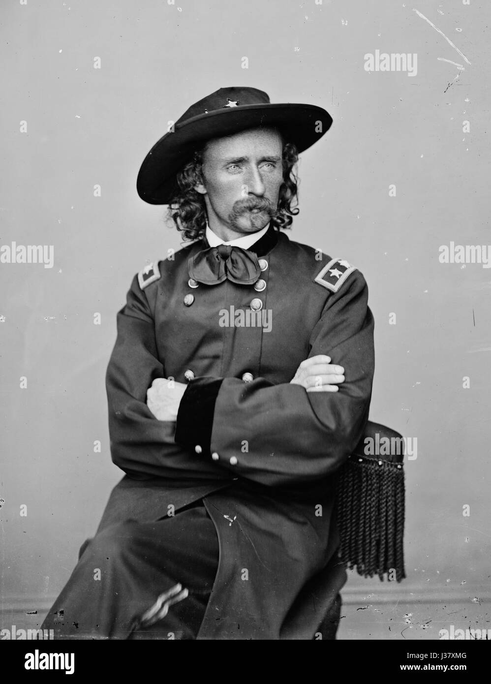Il Custerportrait si riferisce probabilmente a un ritratto del generale George Armstrong Custer, una figura nella storia militare americana. Custer è famoso soprattutto per il suo ruolo nella battaglia del piccolo Bighorn durante le guerre indiane americane. Foto Stock