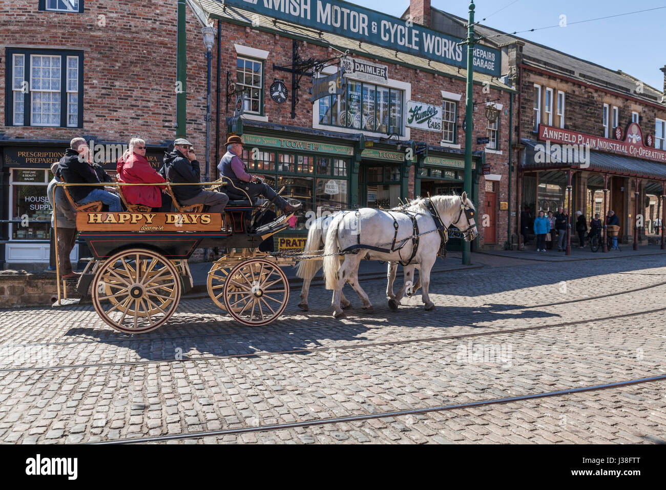Un carro trainato da cavalli presso il museo Beamish,Co.Durham,l'Inghilterra,UK Foto Stock