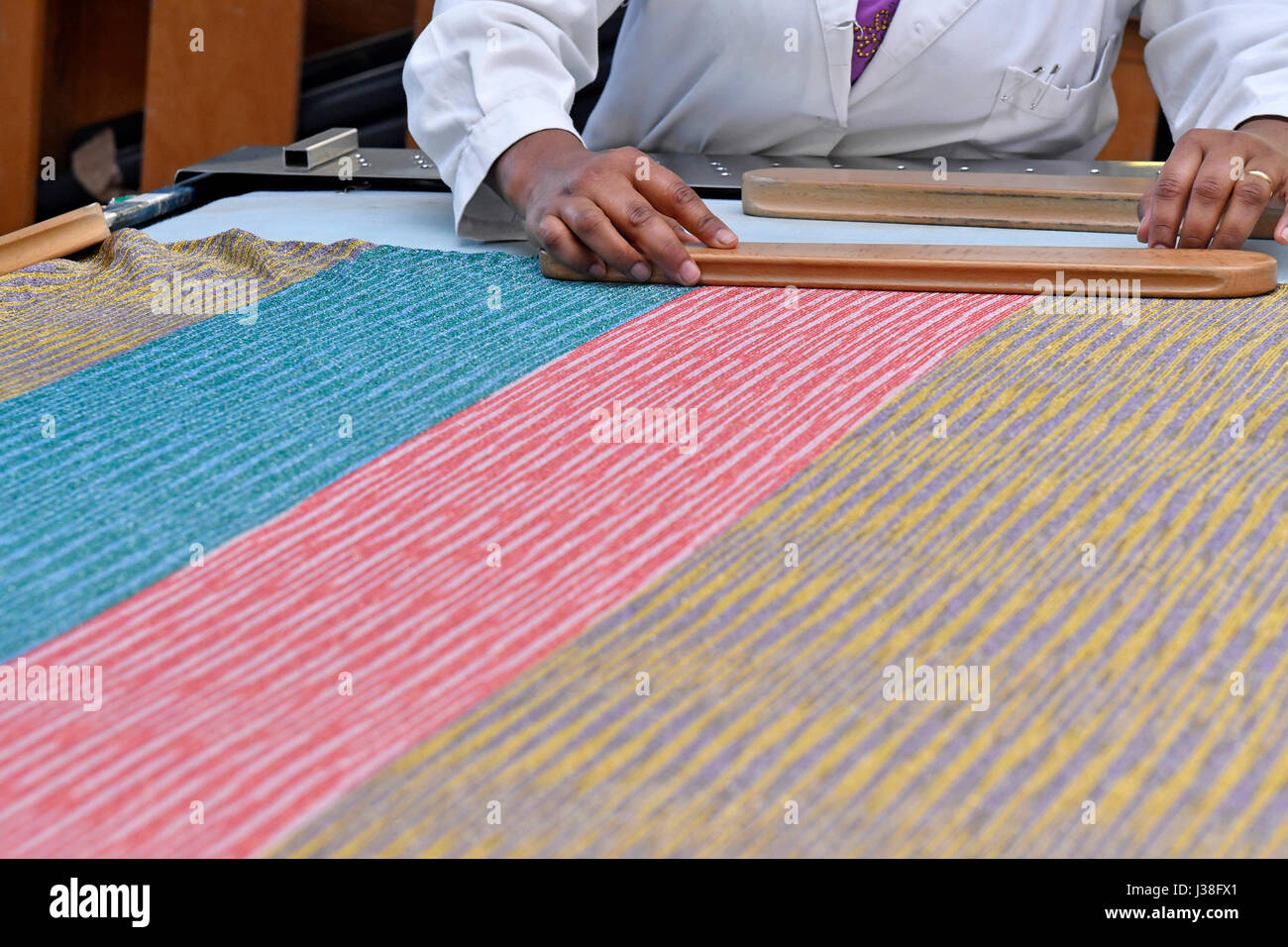 Missoni colorata texture vista alla sede di Sumirago, in Italia. Foto Stock