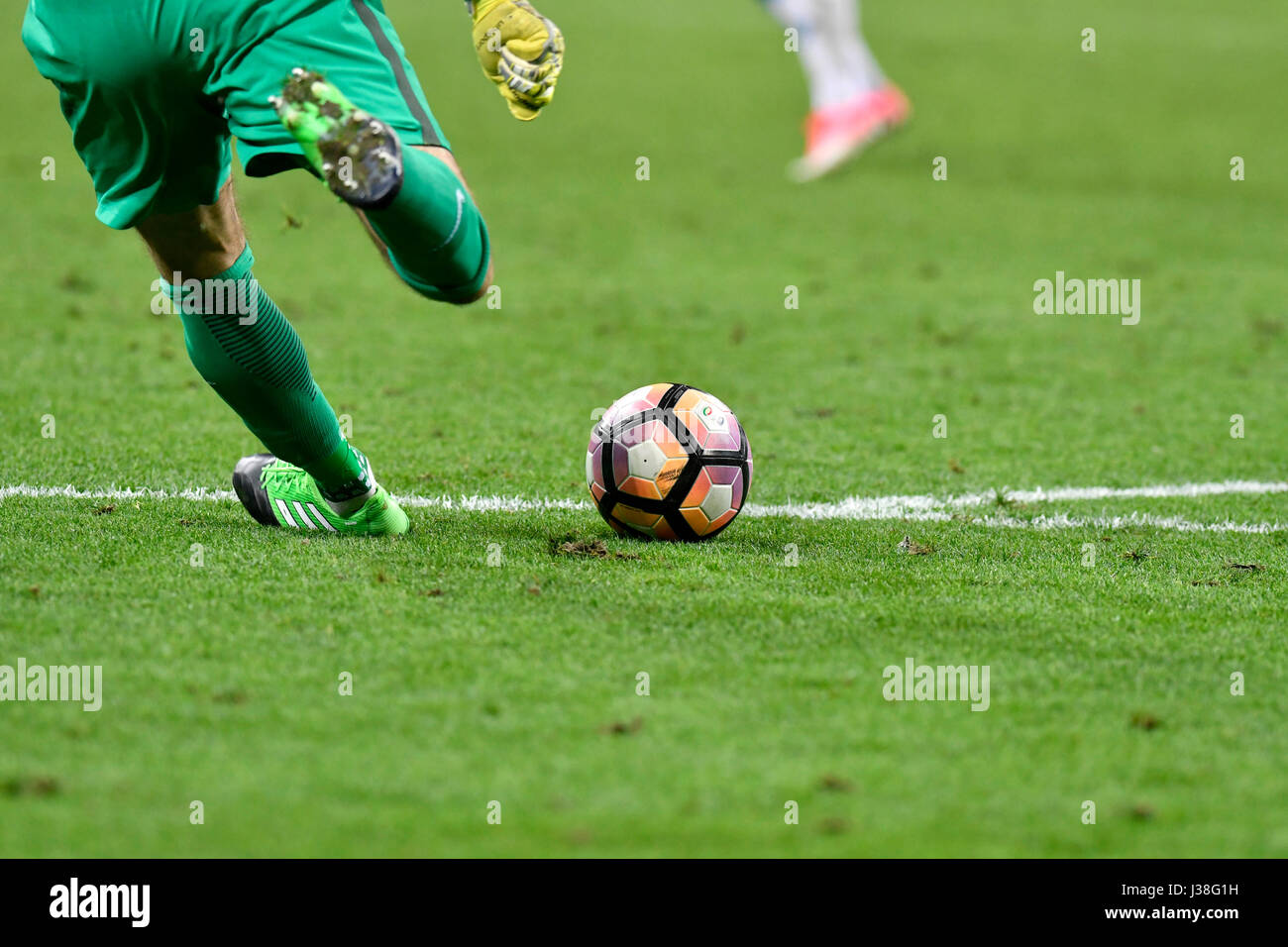 Scarpini Da Calcio Immagini e Fotos Stock - Alamy