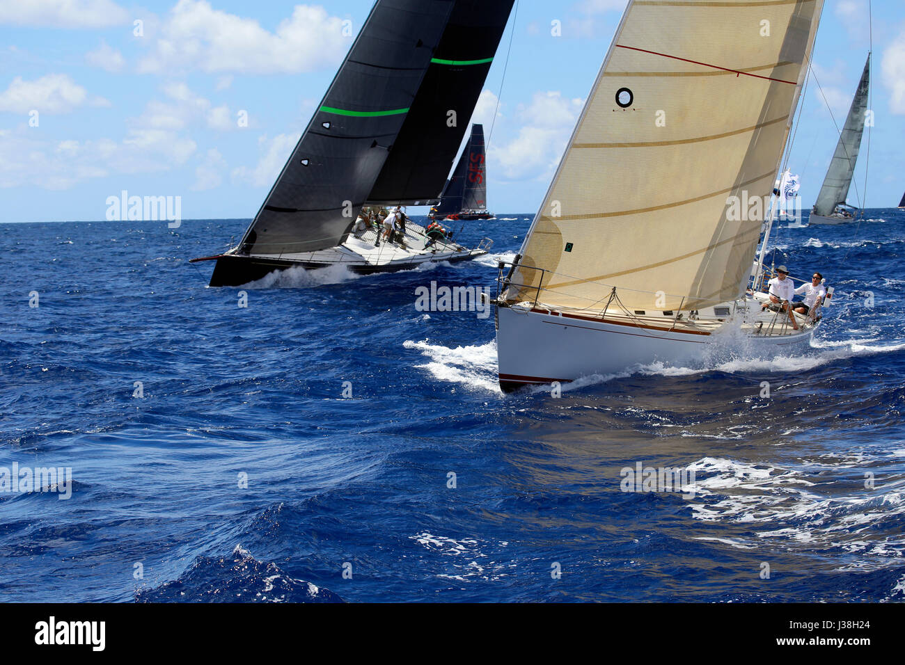 Yachts all inizio del RORC Caribbean 600 2017 Antigua Foto Stock