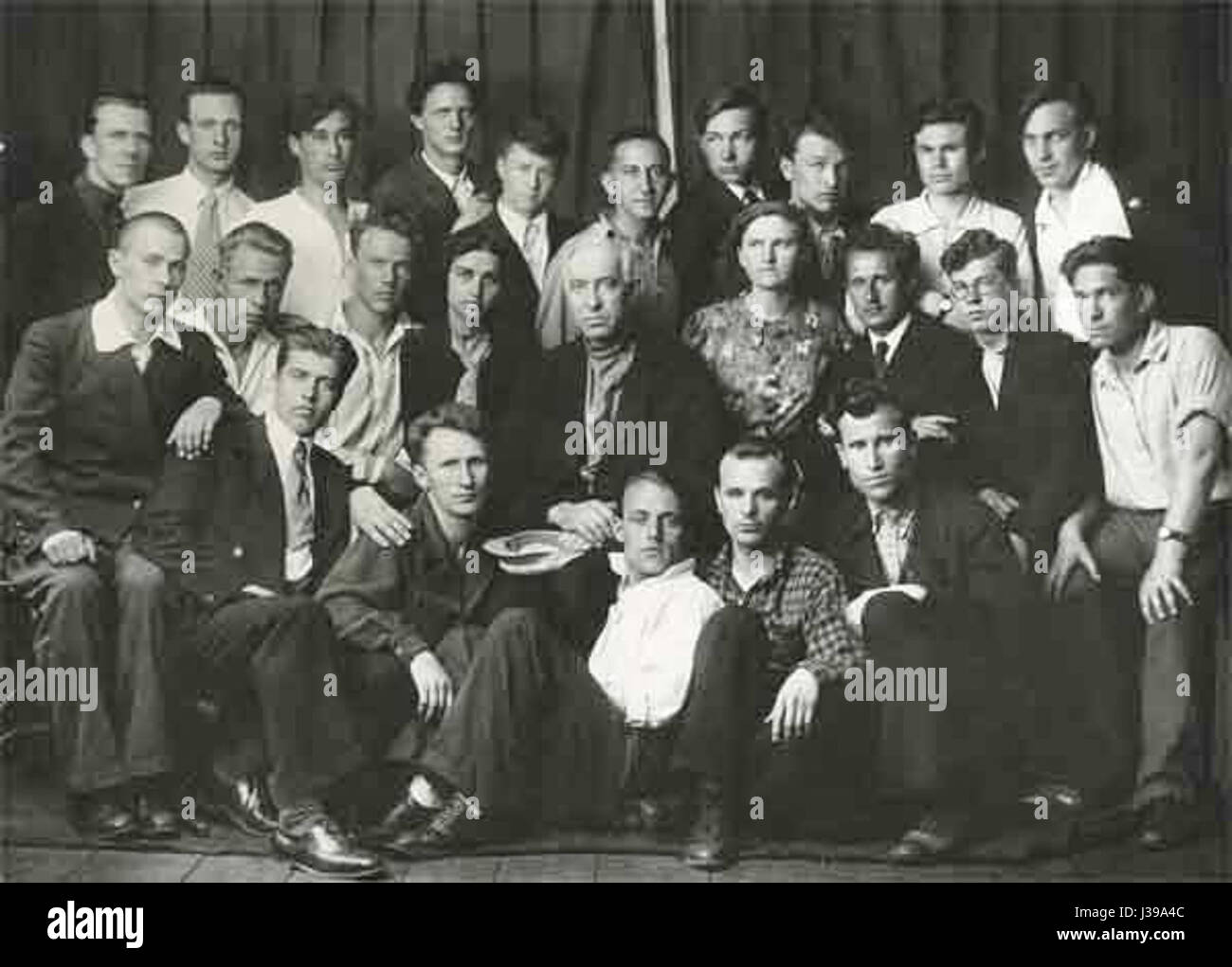 Una prospettiva storica di un college o di un'università entro il 1905, concentrandosi sul suo sviluppo educativo e sul suo ruolo nella società. Riflette i cambiamenti educativi e l'impatto culturale degli istituti di istruzione superiore durante i primi anni del XX secolo. Foto Stock