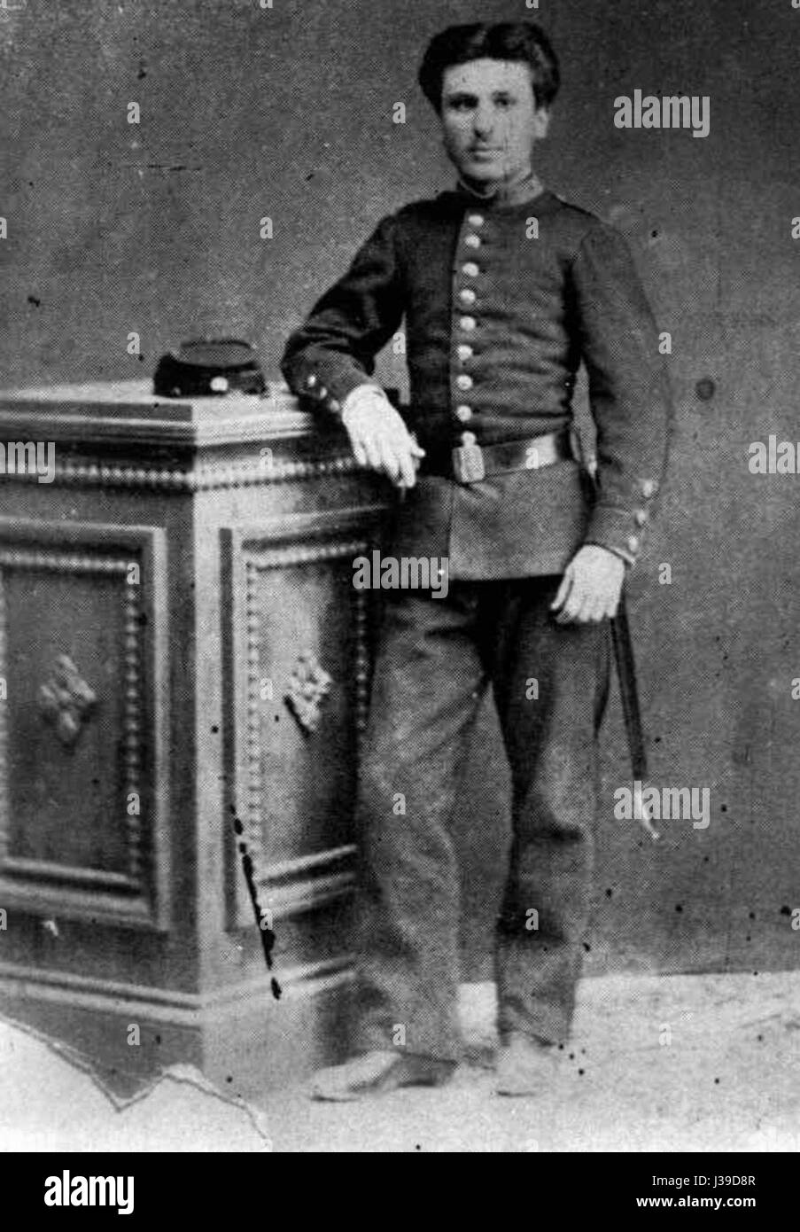 Dancles è un termine o un riferimento, potenzialmente correlato a una persona, un luogo o un oggetto. Senza un ulteriore contesto, potrebbe riferirsi a un cognome, a un luogo o a un elemento di importanza storica, che richiede ulteriori informazioni per chiarirne il significato. Foto Stock