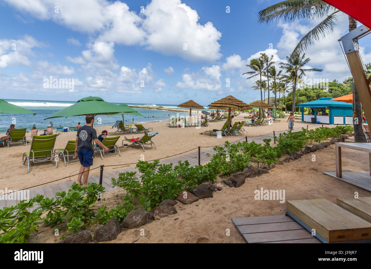 Ott 26 2016, Kahuku Hawaii.i turisti per godersi la spiaggia al Turtle Bay Resort sull'isola di Oahu sulla sua North Shore Foto Stock