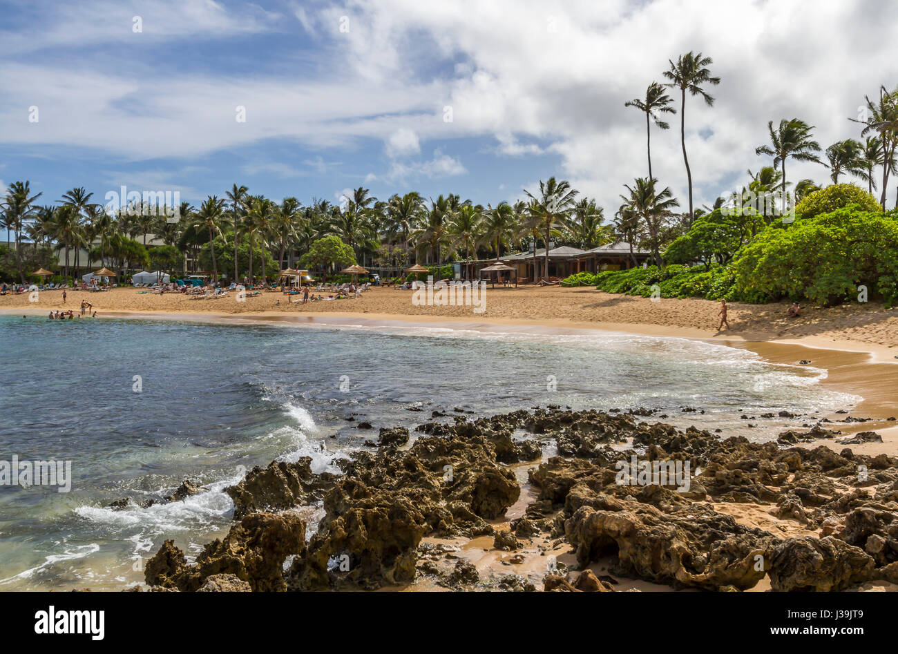 Novembre 2, 2105 Turtle Bay Resort beach, Kahuku Hawaii, turisti che si godono la spiaggia Foto Stock