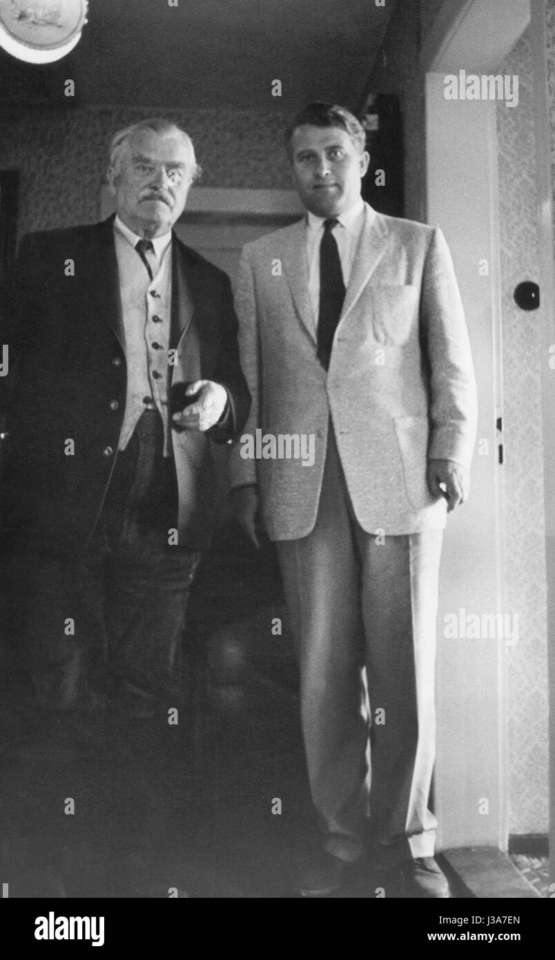 Wernher von Braun con suo padre, 1958 Foto Stock