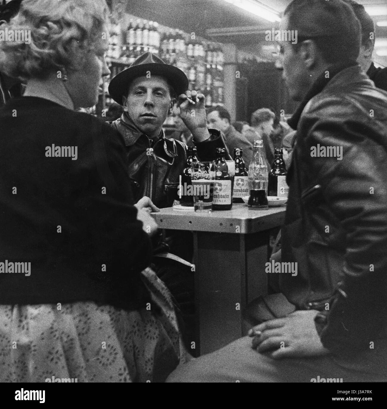 Pub gli ospiti a St. Pauli, 1956 Foto Stock