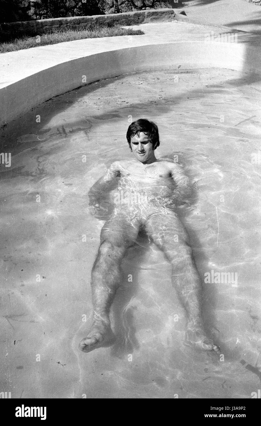Gerd Mueller nella piscina dell'alloggio del team tedesco in Messico, 1972 Foto Stock