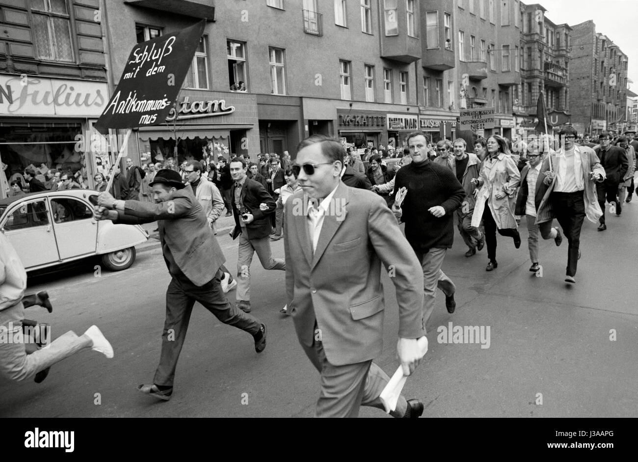 Le proteste contro il progetto di legge di emergenza a Berlino, 1968 Foto Stock