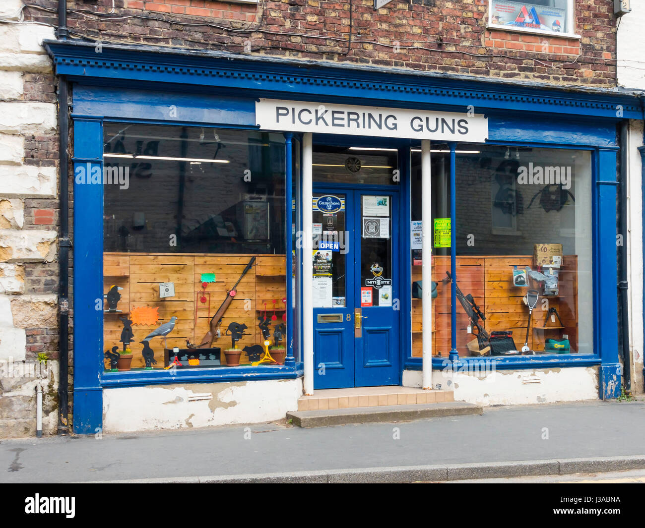 Pickering pistole, un negozio a Pickering North Yorkshire vendita di pistole e accessori per lo sport di ripresa e di controllo dei parassiti Foto Stock