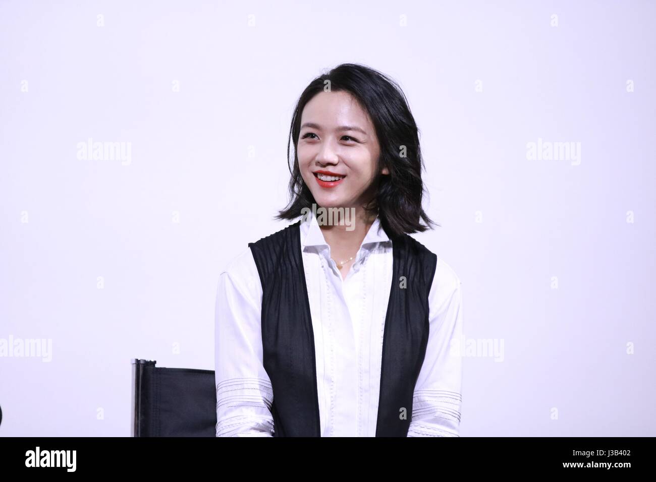 Shanghai, Cina. 04 Maggio, 2017. Linguetta Wei frequentare l'undicesimo primo film awards come giudici a Shanghai in Cina il 04 maggio, 2017.(foto di TPG) Credito: TopPhoto/Alamy Live News Foto Stock