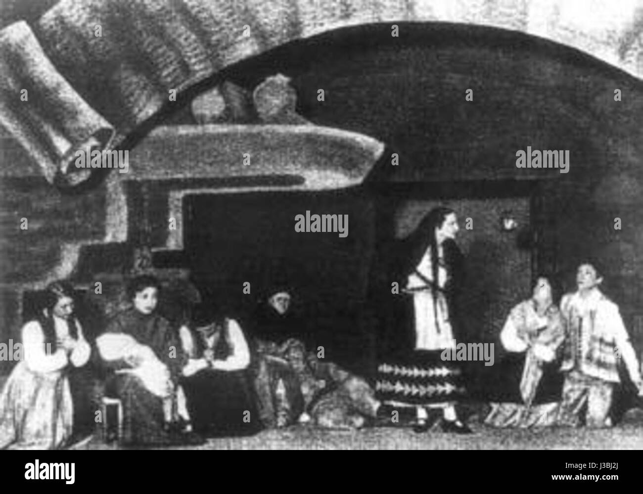 "El embrujado Valle" (la Valle stregata) è un'opera letteraria che riflette il genere del realismo magico. Esplora temi di fenomeni soprannaturali e il loro impatto sulla vita quotidiana, spesso mescolando mito e realtà. Foto Stock