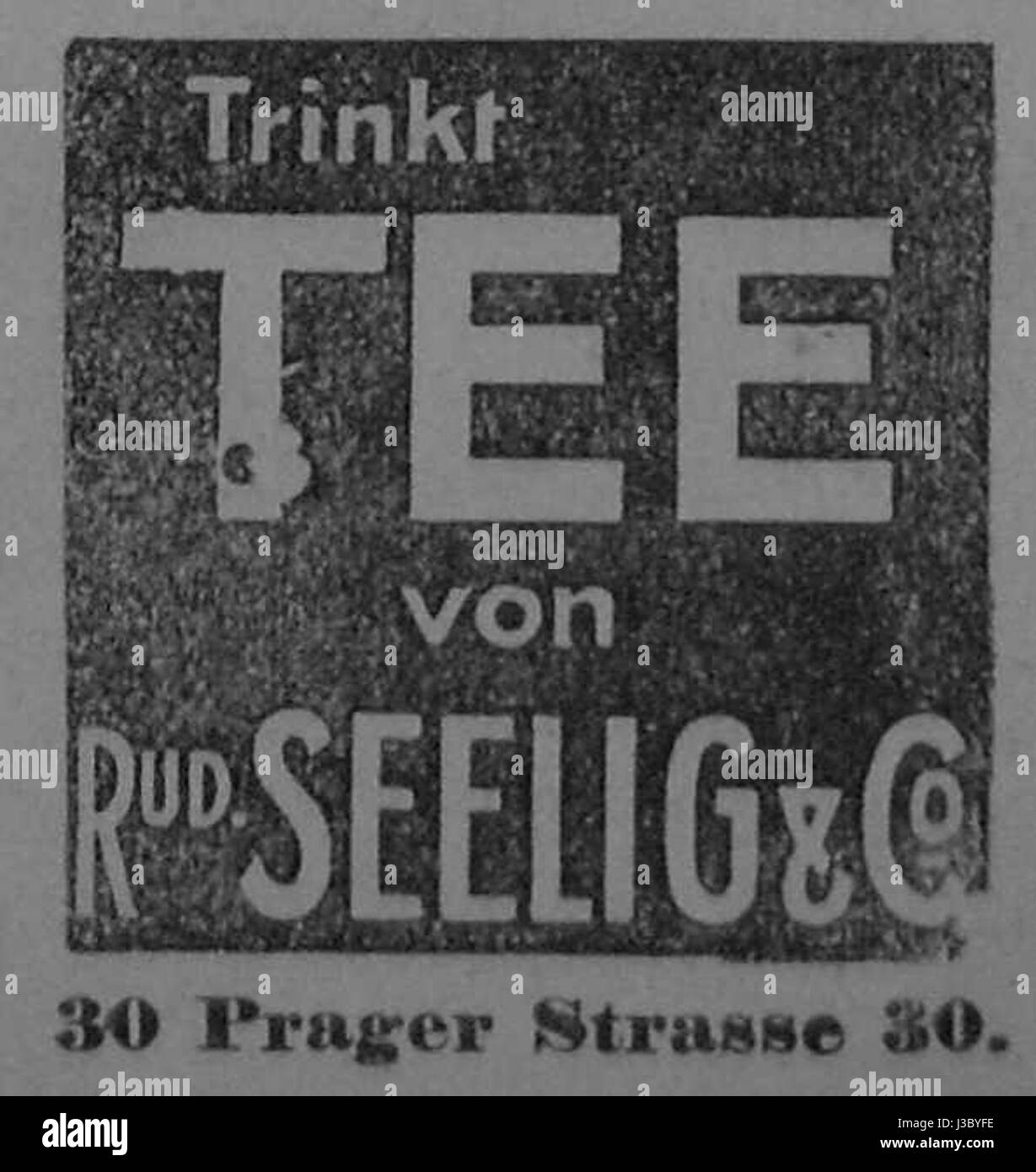 Un articolo dell'edizione del 1906 del Dresdner Journal, che discute il significato culturale e sociale del tè nella Dresda del XX secolo. Foto Stock