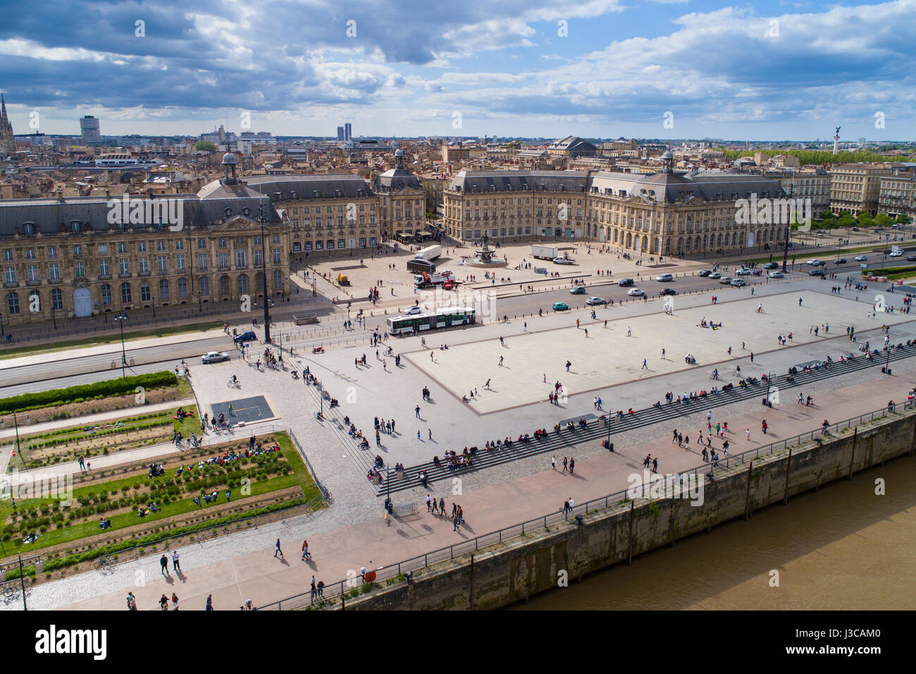 Francia, Gironde, Bordeaux, zona elencata come patrimonio mondiale dall' UNESCO, Saint Pierre district, Douane quay Foto Stock