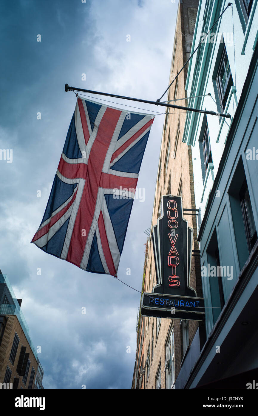 Il Quo Vadis ristorante che serve una moderna cucina britannica, in Dean Street a Londra quartiere alla moda del quartiere di Soho Foto Stock