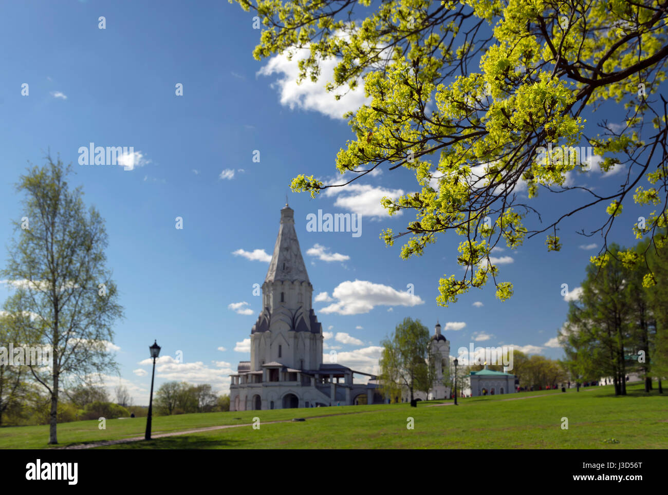 La molla al parco Kolomenskoe. Mosca, Russia, 2017 Foto Stock