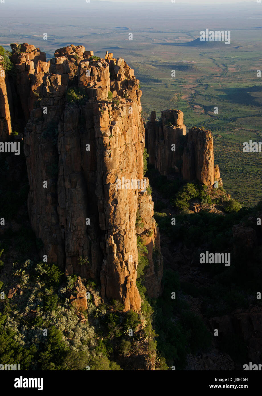 Colonne di dolerite al tramonto Valle della desolazione Graaff Reinet Eastern Cape Sud Africa Foto Stock