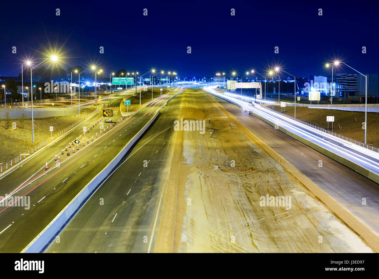 Strada in costruzione sito in autostrada in Australia, Roe AUTOSTRADA, AUTOSTRADA, Australia Perth, Western Australia Foto Stock
