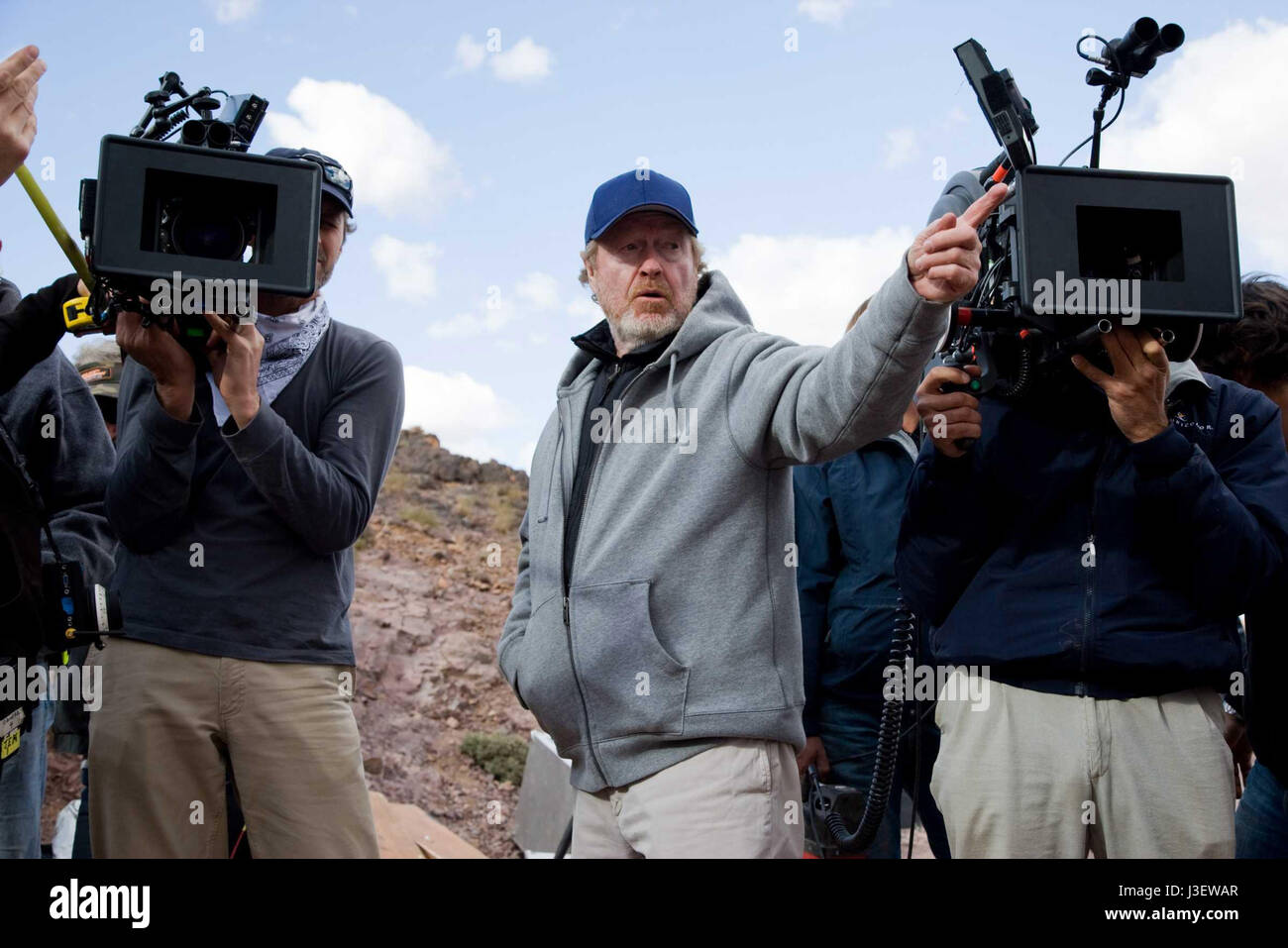 Ridley Scott Ridley Scott Regista: Ridley Scott sur le tournage / sul set du film Mensonges d'Etat / Corpo di bugie Anno : 2008 - USA Foto Stock