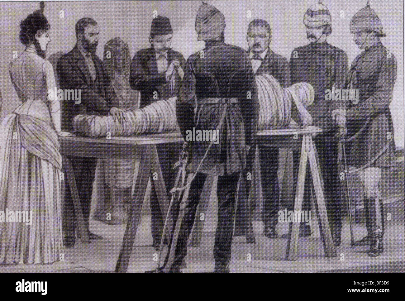 Gaston Maspero era un egittologo francese noto per il suo lavoro sull'antico Egitto. Il termine "demaillotaggio" si riferisce al processo di rimozione delle bende dalle mummie, un'area di competenza di Maspero. Foto Stock