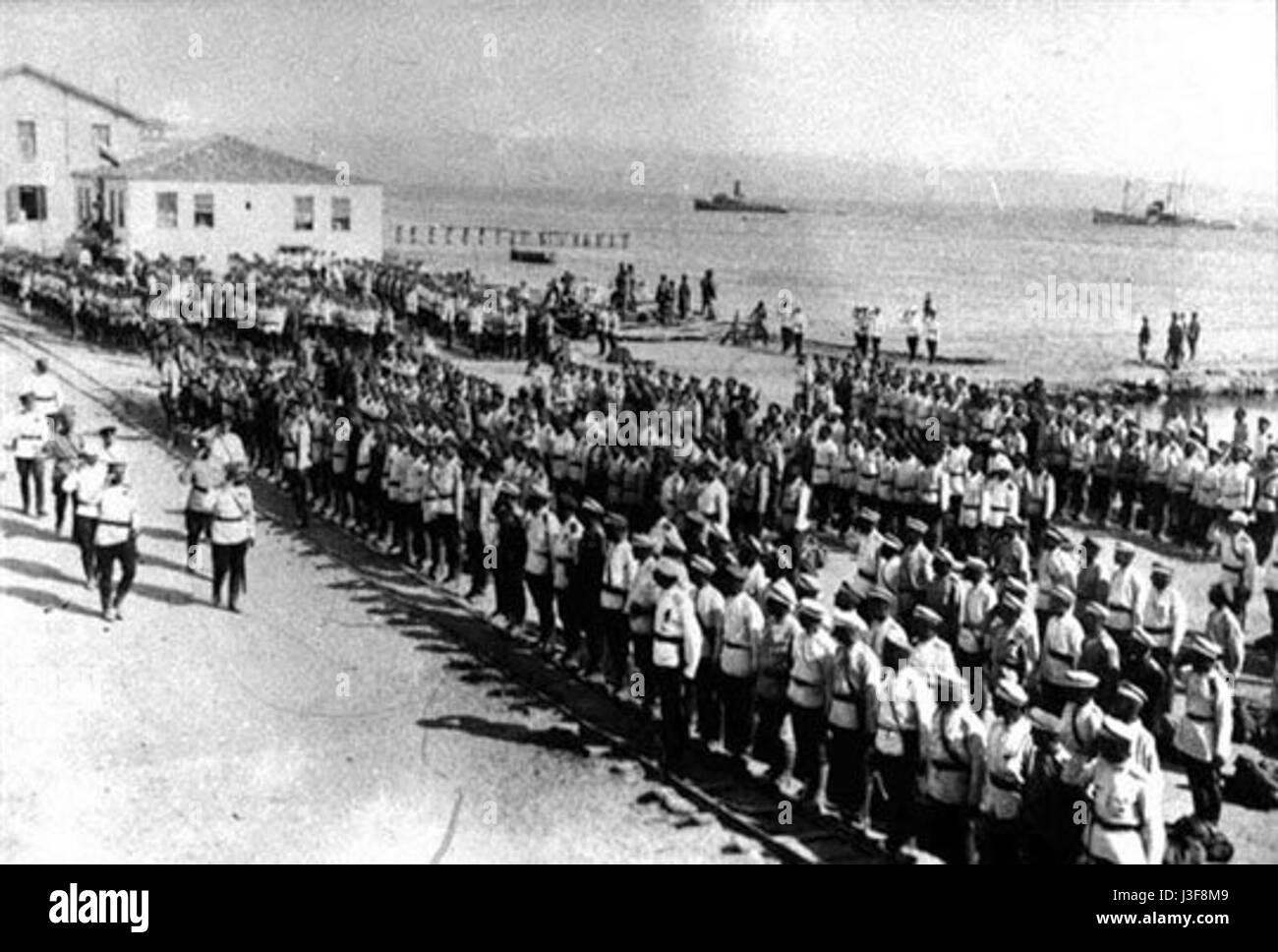 Un riferimento a Gallipoli, una penisola in Turchia nota per il suo significato storico durante la prima guerra mondiale. La campagna di Gallipoli fu una grande operazione militare che coinvolse le forze alleate e ottomane. Foto Stock