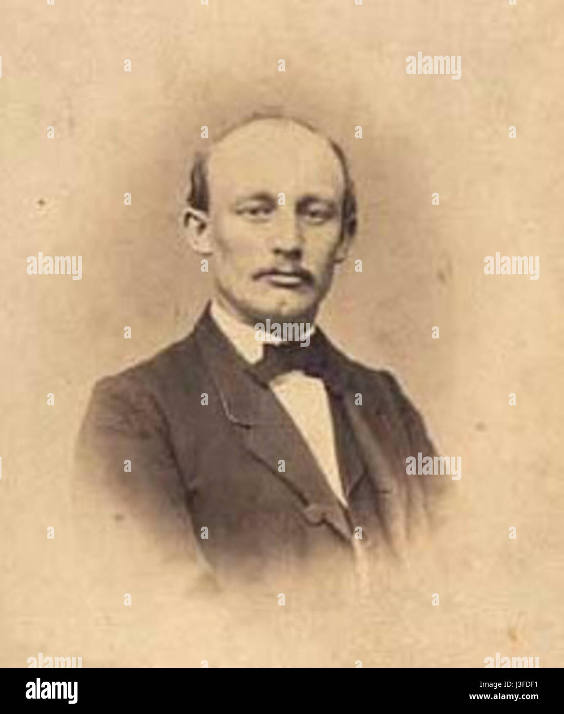 Questo ritratto di Georg Kringelbach, creato nel 1866 da L.P. Rasmussen, cattura la somiglianza di Kringelbach, mostrando l'abilità di Rasmussenâ nella ritrattistica dettagliata e realistica. Foto Stock