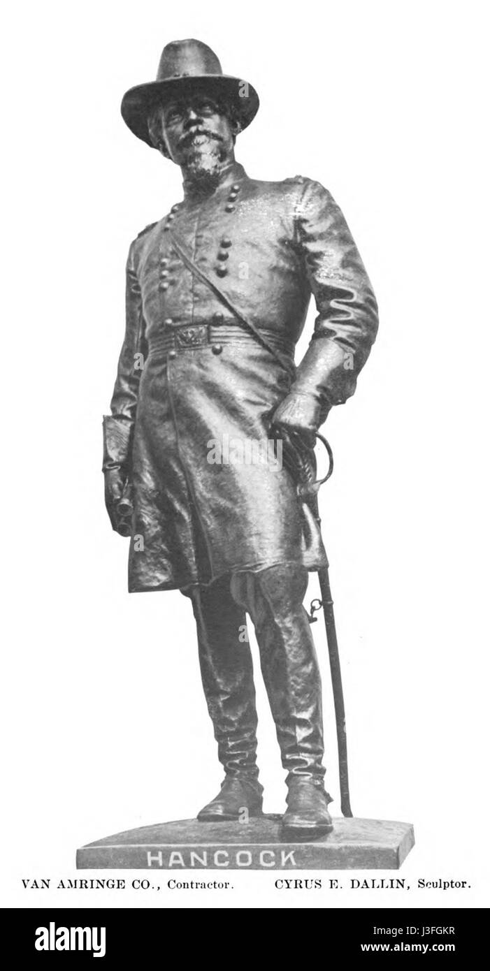 Questa scultura di Cyrus Dallin, creata nel 1913, ritrae il generale Winfield Scott Hancock, una figura di spicco nella storia militare americana. L'opera d'arte cattura la somiglianza di Hancock e onora i suoi contributi all'esercito degli Stati Uniti. Foto Stock