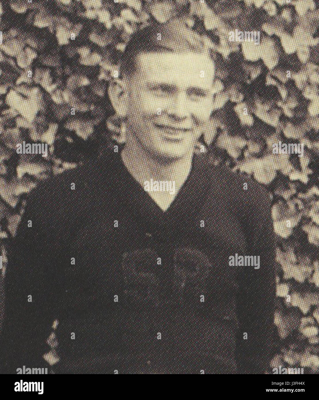 Gaston Gardet era uno scultore francese, riconosciuto per il suo lavoro nella creazione di pezzi artistici che mescolavano influenze classiche e moderne. Le sue sculture spesso rappresentavano temi storici e allegorici. Foto Stock