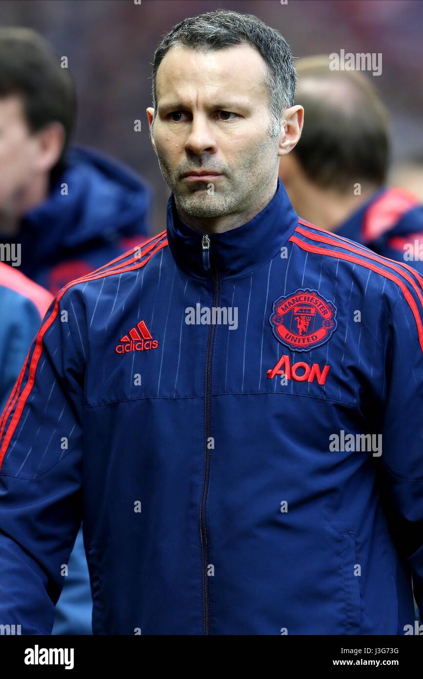 RYAN vedi figg. *** IL MANCHESTER UNITED FC ASSISTANT MANAGER ASSISTANT MANAGER OLD TRAFFORD Manchester Inghilterra 23 Gennaio 2016 Foto Stock