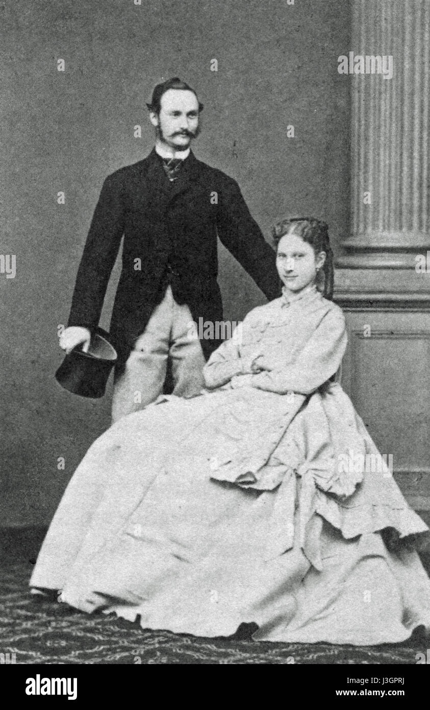 Fredrik e Lovisa possono riferirsi a figure storiche o letterarie, possibilmente personaggi di un romanzo o individui reali. È necessario un ulteriore contesto per determinare l'esatta pertinenza di questo titolo. Foto Stock Fredrik e Lovisa possono riferirsi a figure storiche o letterarie, possibilmente personaggi di un romanzo o individui reali. È necessario un ulteriore contesto per determinare l'esatta pertinenza di questo titolo. Foto Stock