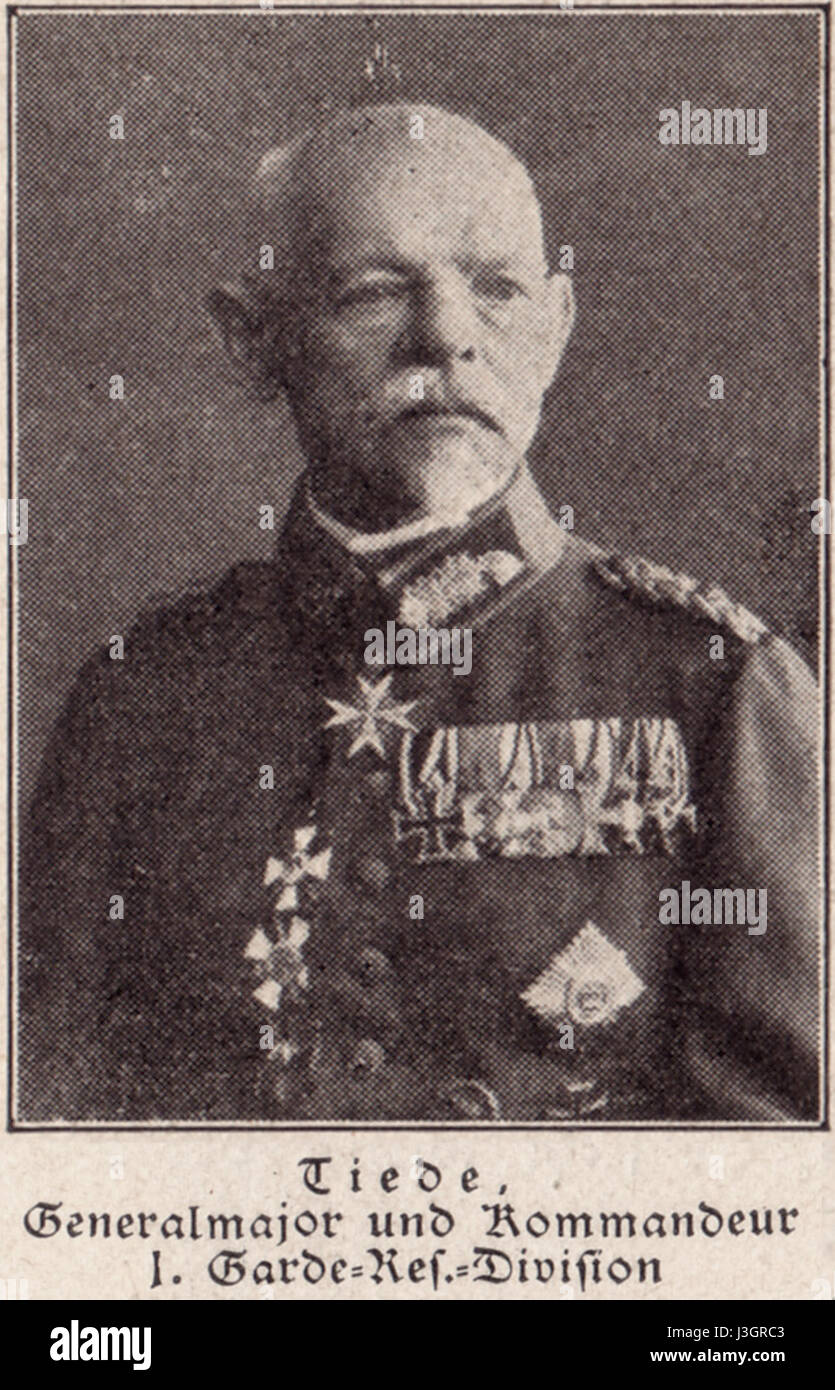 Il generale Paul Tiede è una figura militare, potenzialmente associata a eventi storici o alla leadership militare, con ulteriori dettagli necessari per chiarire il contesto. Foto Stock