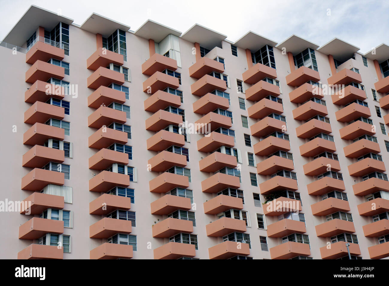 Miami Beach Florida, Collins Avenue, grattacieli alti grattacieli edificio edifici, multi famiglia abitazione, balconi, condominio Foto Stock