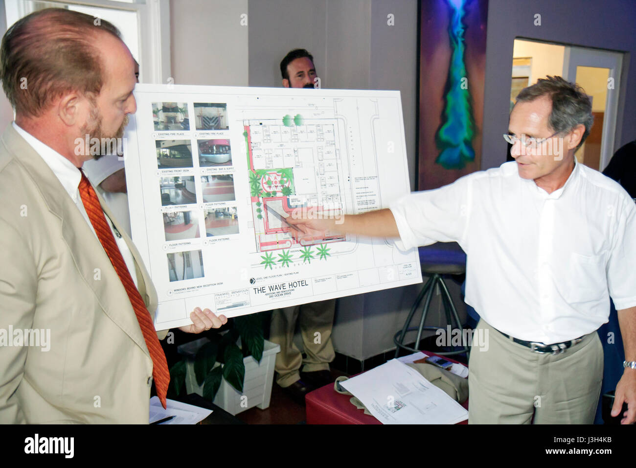 Miami Beach Florida,Ocean Drive,The Wave,hotel hotel hotel alloggio motel inn motel,Art Deco,piano di ristrutturazione,riunione della comunità,presentazione,poster,avvocato,v Foto Stock