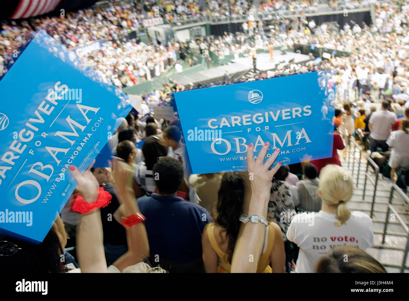 Miami Florida,Coral Gables,University of Miami,BankUnited Center,centro,candidato democratico Barak Obama,rally,elezione presidenziale,campagna,segno,log Foto Stock